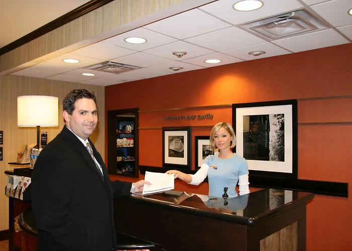 Hampton Inn & Suites New Castle, Pa