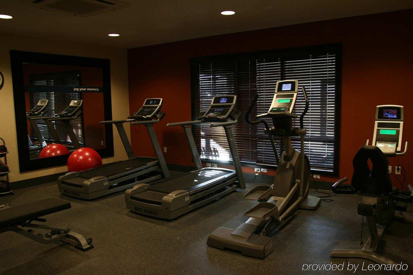 Hampton & New Castle, Pa 3* New Castle